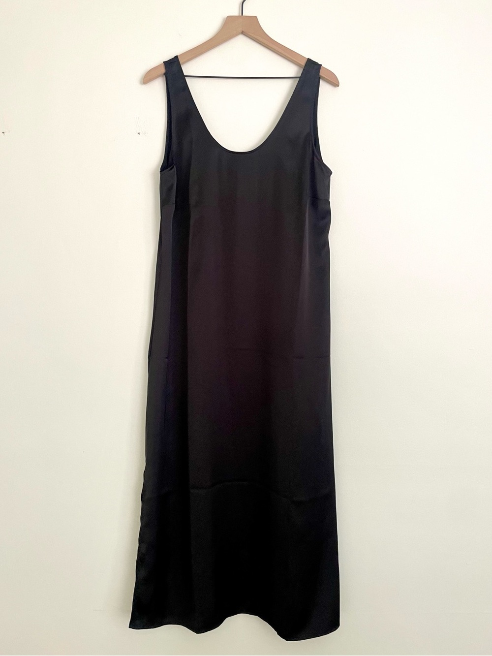 H&M Black Satin Scoop Neck Tank Dress - Picture 2 of 10